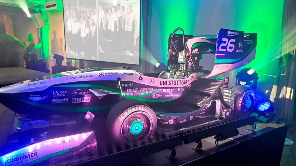 Rennwagen X0711-3 des Rennteam Stuttgart