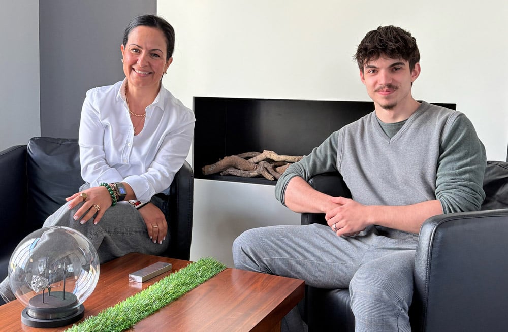 Praktikant Philippe mit COO Nur H. Nezir